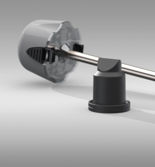 5mm Obturator in backround and Seal 2